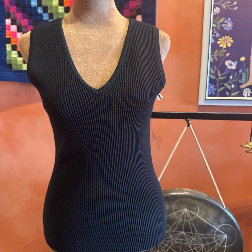 Nine West Large Black Ribbed Sleeveless Top